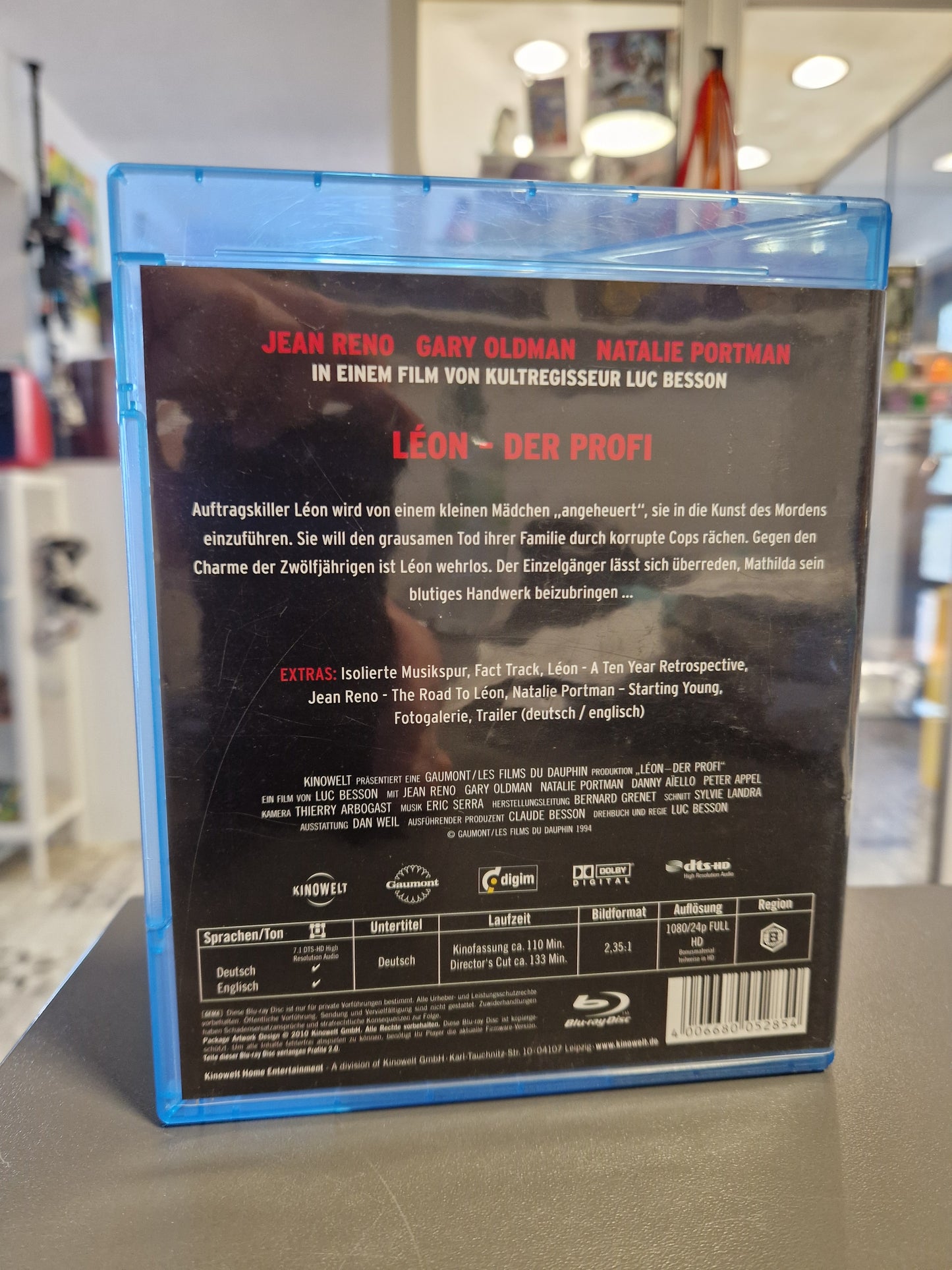 Rückseite der Blu-ray Hülle mit Inhaltsangabe, Bonus-Features und dem Barcode 4006680052854.