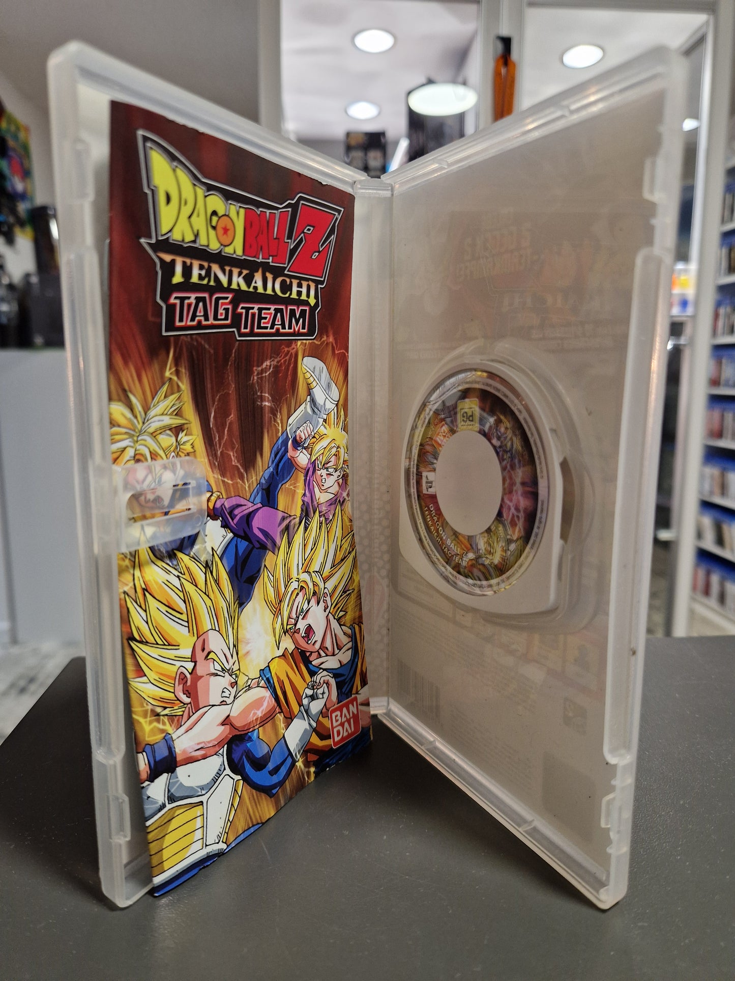 Dragon Ball Z: Tenkaichi Tag Team (PSP) | Sony PlayStation Portable – Komplett mit Anleitung (CIB)