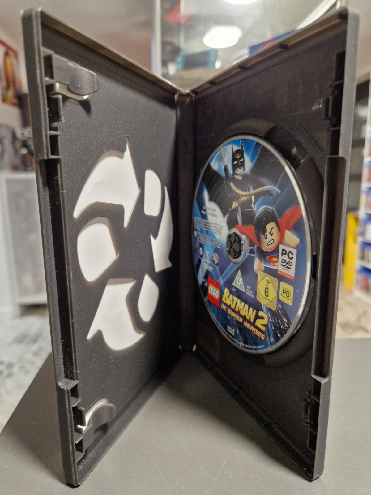 Geöffnete PC Hülle von LEGO Batman 2 DC Super Heroes