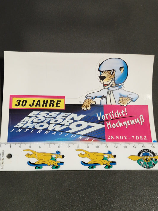 Vintage Aufkleber 30 Jahre Essen Motor Show 1997, Maskottchen Gepard mit Helm, Tuning Nostalgie.