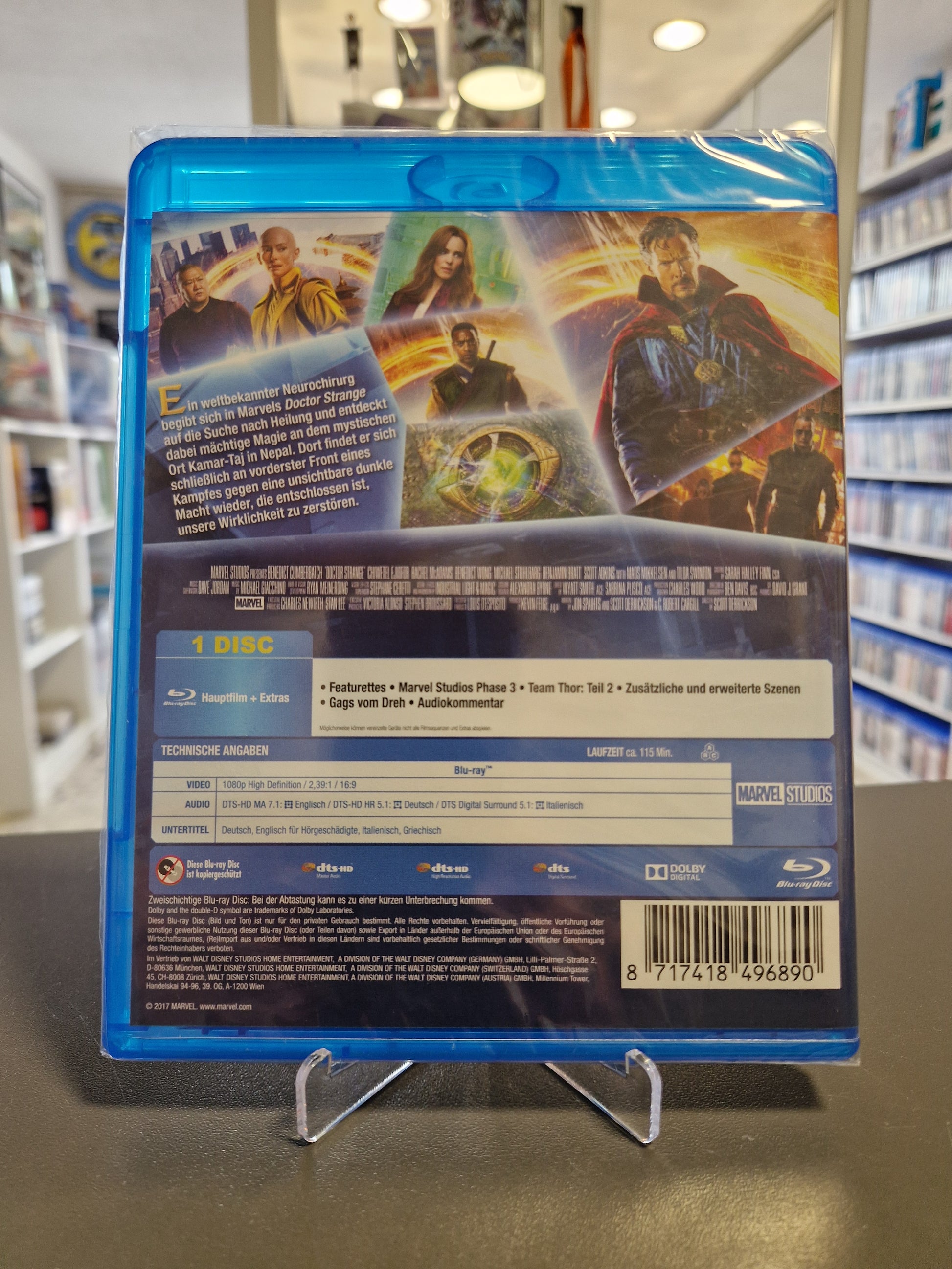 Rückseite der Doctor Strange Blu-ray Hülle mit technischen Angaben, Barcode und Bonusmaterial-Details.