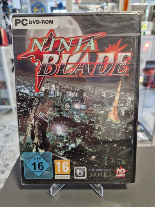 Frontcover der PC-DVD-Hülle von „Ninja Blade“ in Originalfolie, zeigt einen Ninja auf einem Hochhaus mit Blick auf das nächtliche Tokyo.