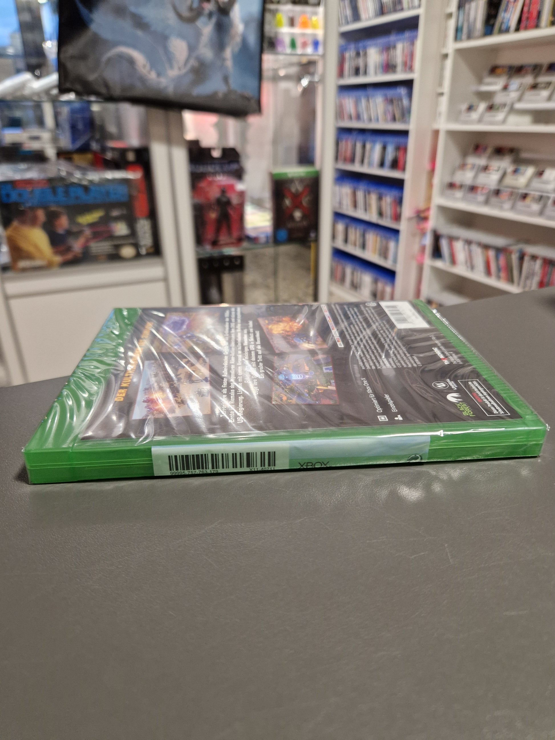 Seitenansicht des neuen Xbox One Spiels Destroy All Humans! Remake in Folie mit unbeschädigtem Microsoft-Siegel.