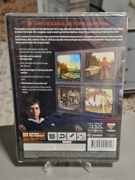 Rückseite der versiegelten PC Hülle von Scarface The World Is Yours mit Barcode 3348542210158.