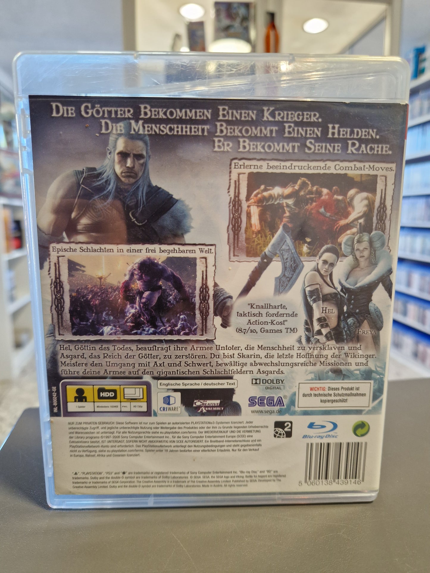 Rückseite der Hülle mit Spielbeschreibungen und beeindruckenden Screenshots der Massenschlachten.