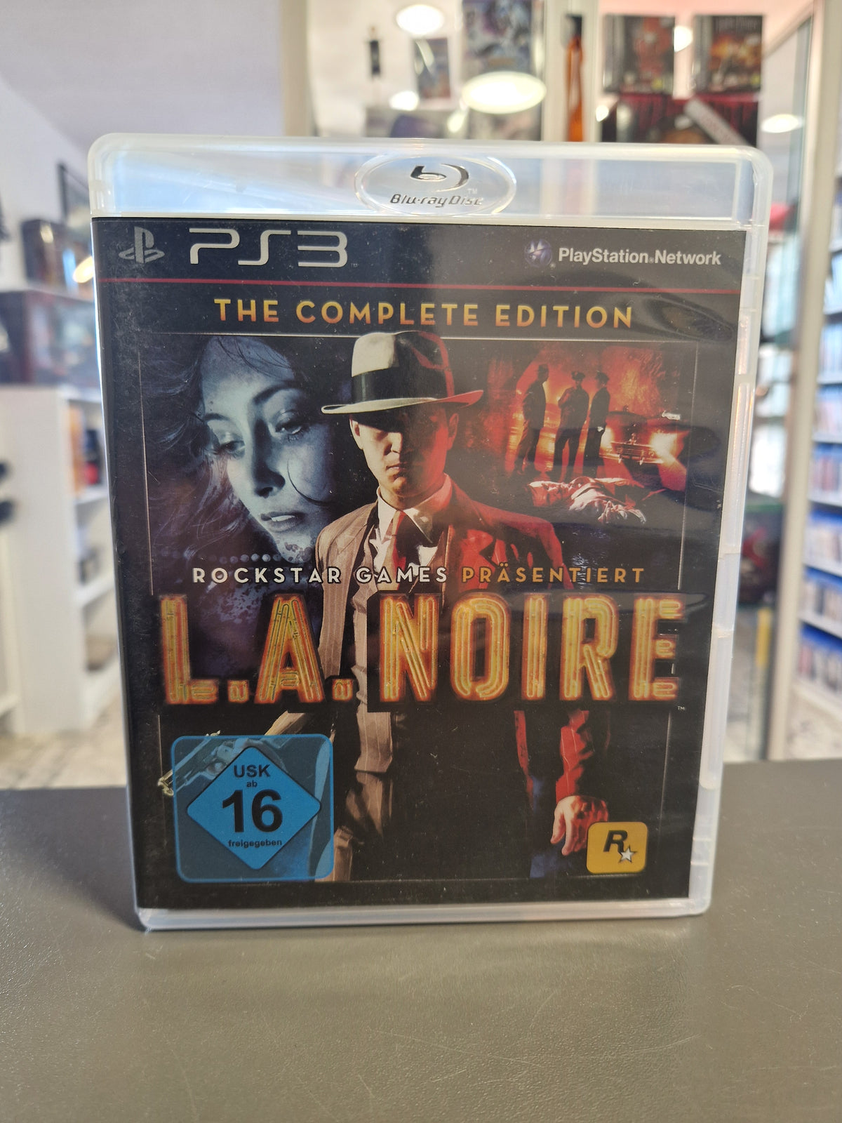 Vorderseite der PS3 Spielehülle von L.A. Noire The Complete Edition von Rockstar Games.