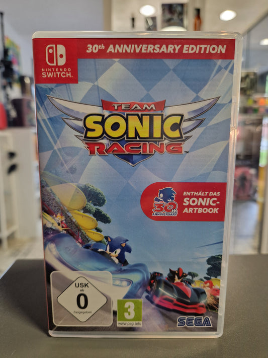 Team Sonic Racing 30th Anniversary Edition für Nintendo Switch mit Sonic-Artbook im Laden von Memory Lane Rhauderfehn.