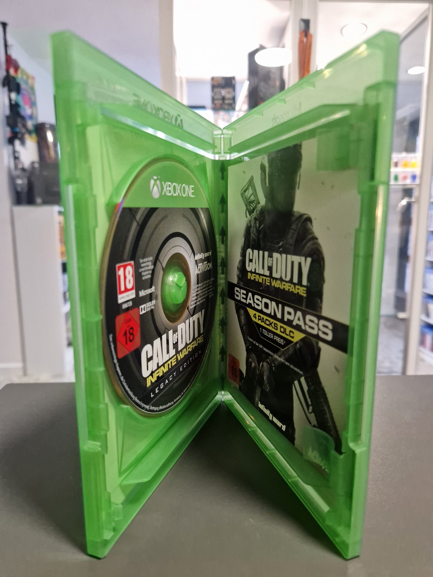 Call of Duty: Infinite Warfare (Legacy Edition) - Xbox One | Inkl. Modern Warfare Remastered | Geprüft
