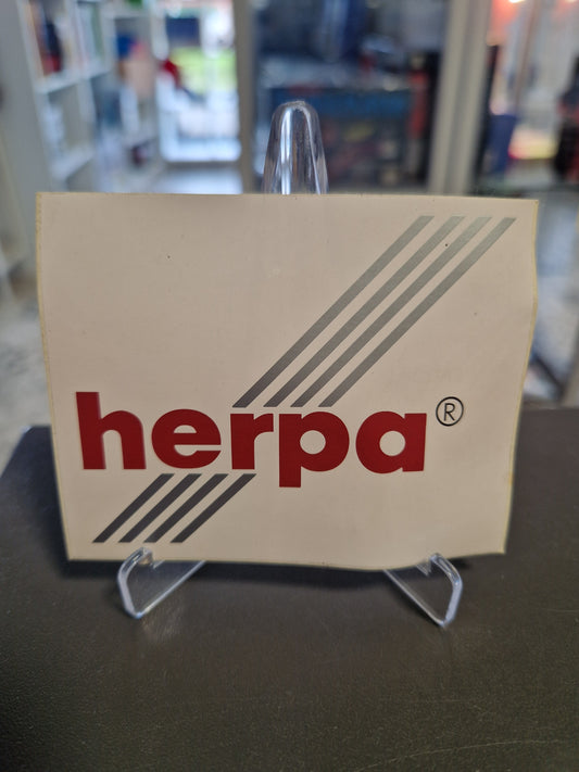 Originaler Vintage Herpa Logo Aufkleber fuer Modellbau und Modellautos von Memory Lane Rhauderfehn