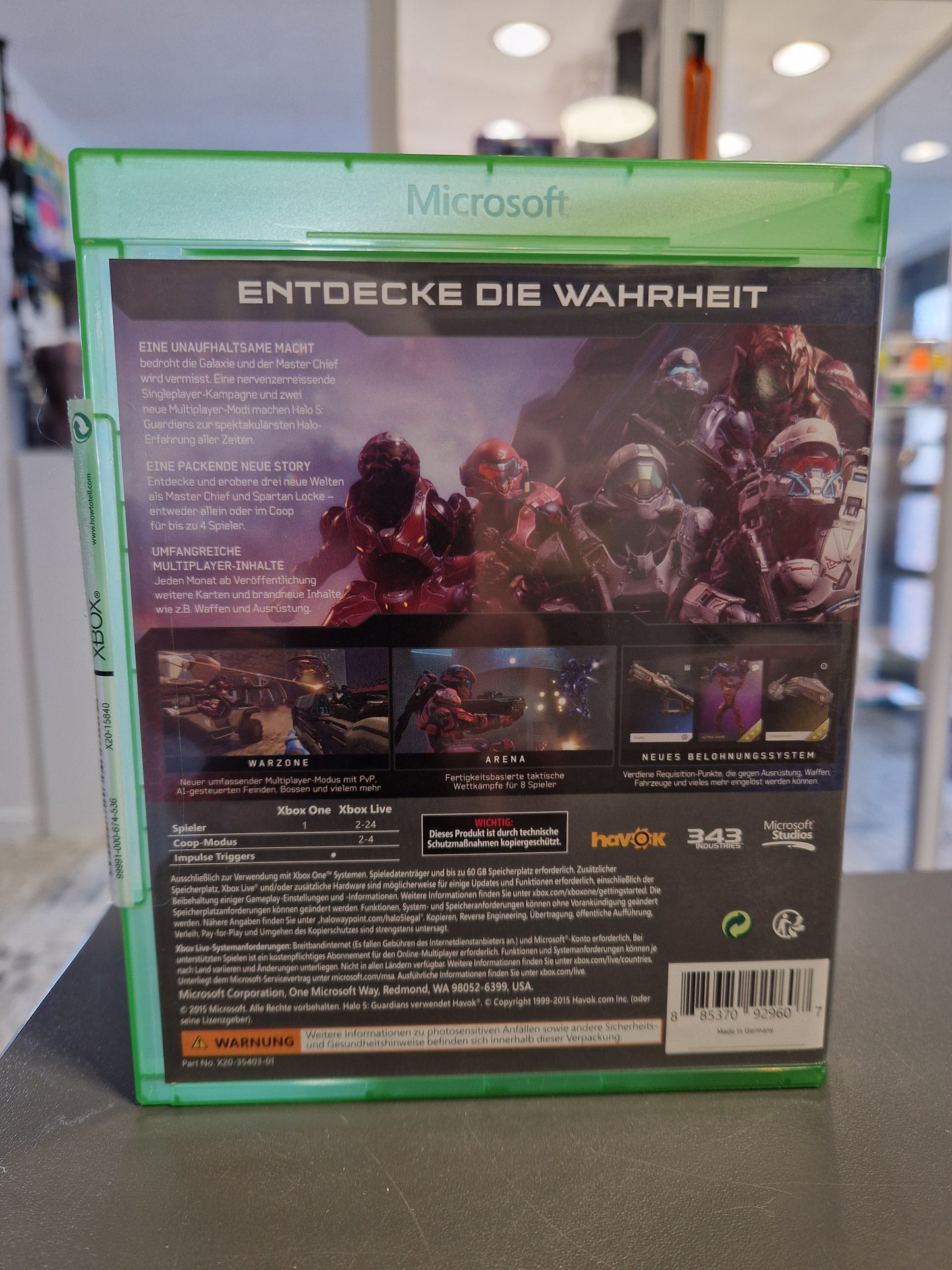 Detailansicht der makellosen Halo 5 Guardians Disc für Xbox One