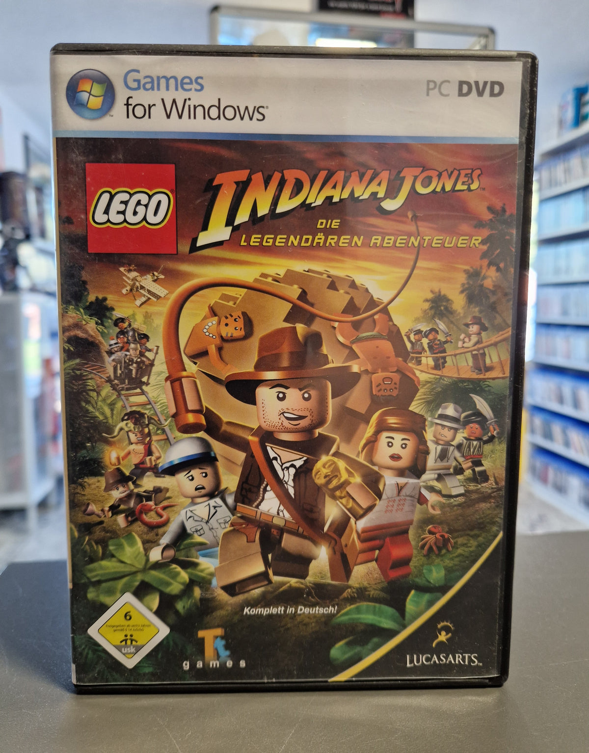 Vorderseite der PC Hülle von LEGO Indiana Jones Die legendären Abenteuer.