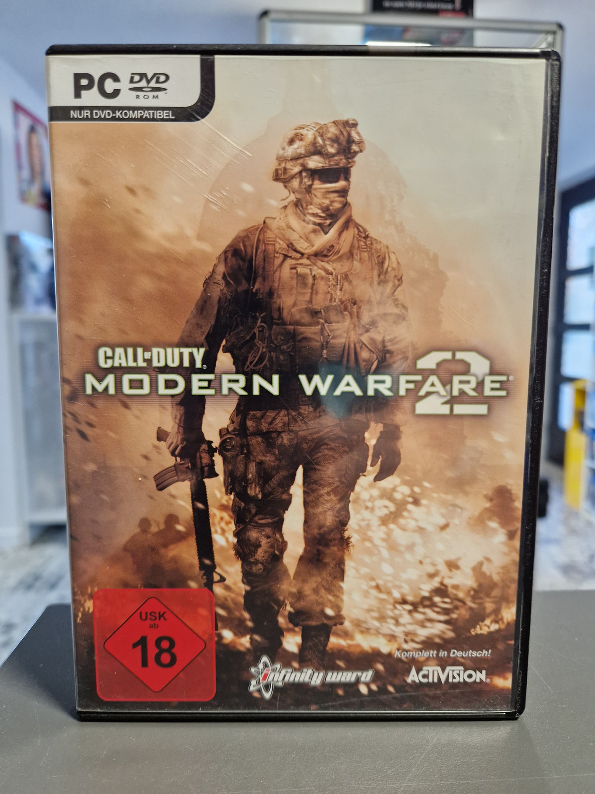 Vorderseite der PC Hülle von Call of Duty Modern Warfare 2.