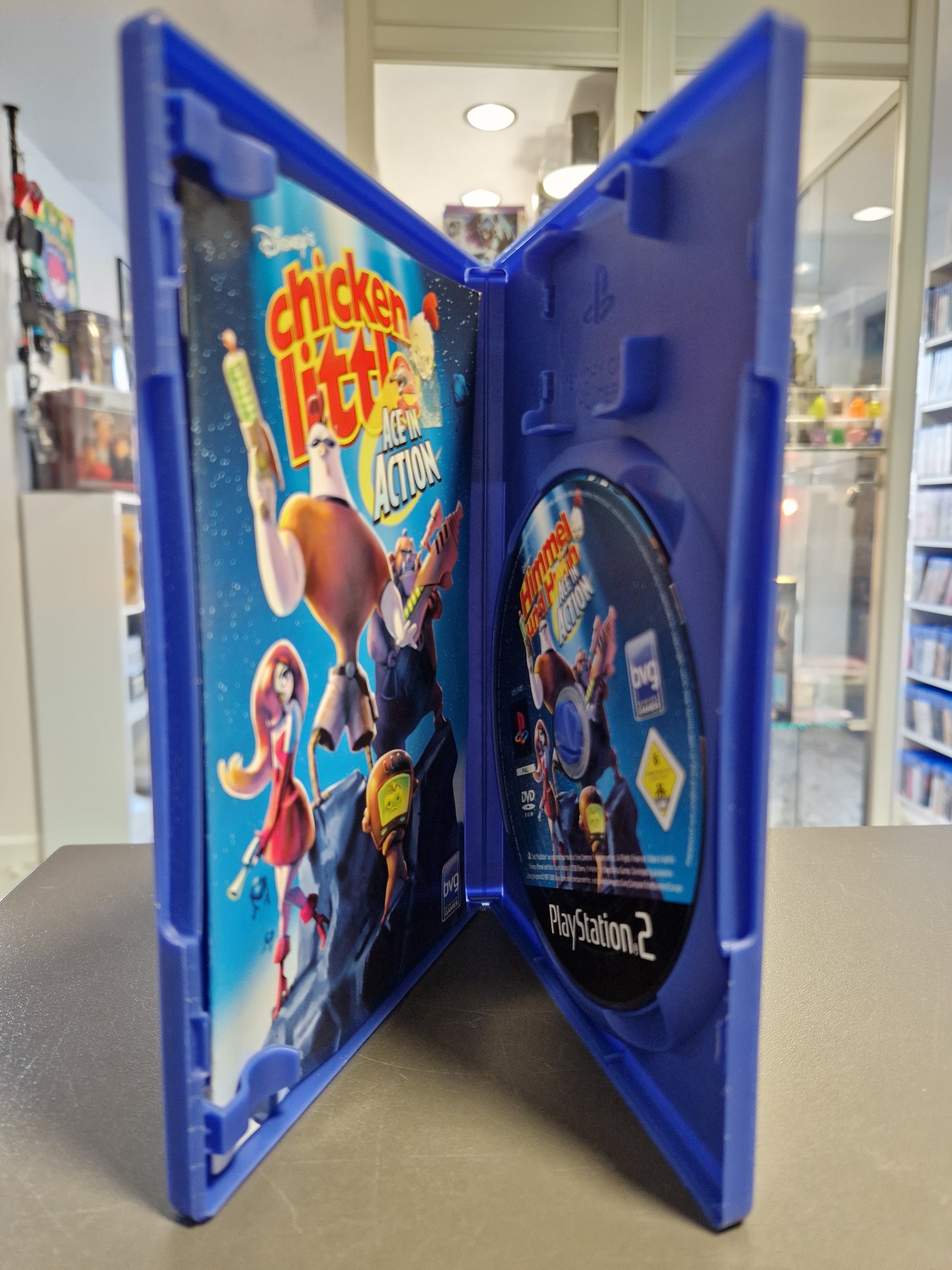 PS2 Spiel Himmel und Huhn 2 mit Anleitung und Hülle geöffnet