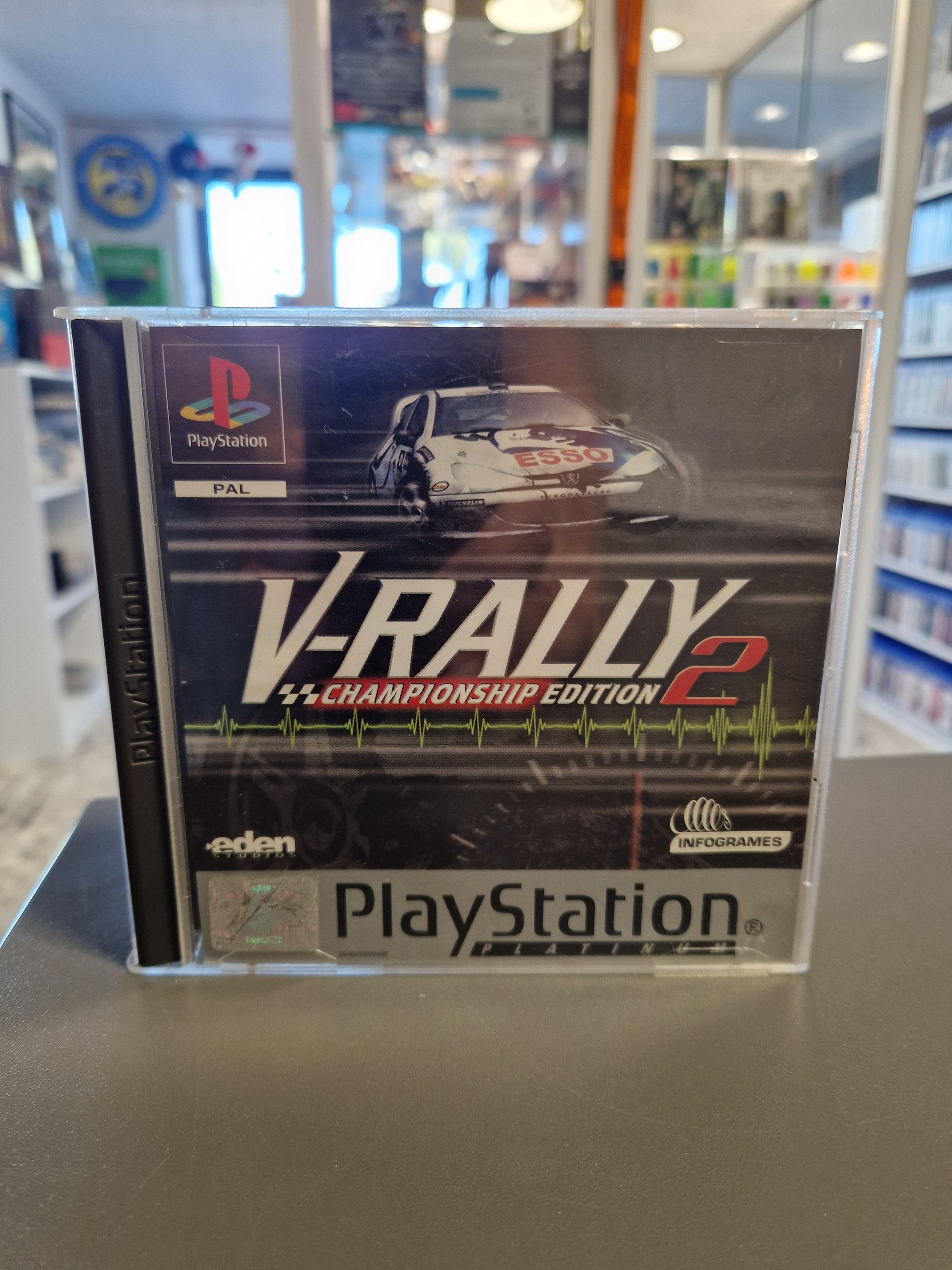 V-Rally 2 Championship Edition PS1 Platinum Cover – Klassisches Rallye Rennspiel