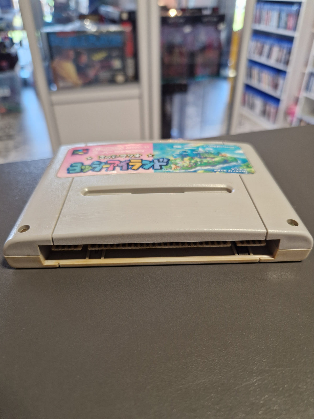 Draufsicht des Moduls Super Mario Yoshi's Island für Super Famicom.