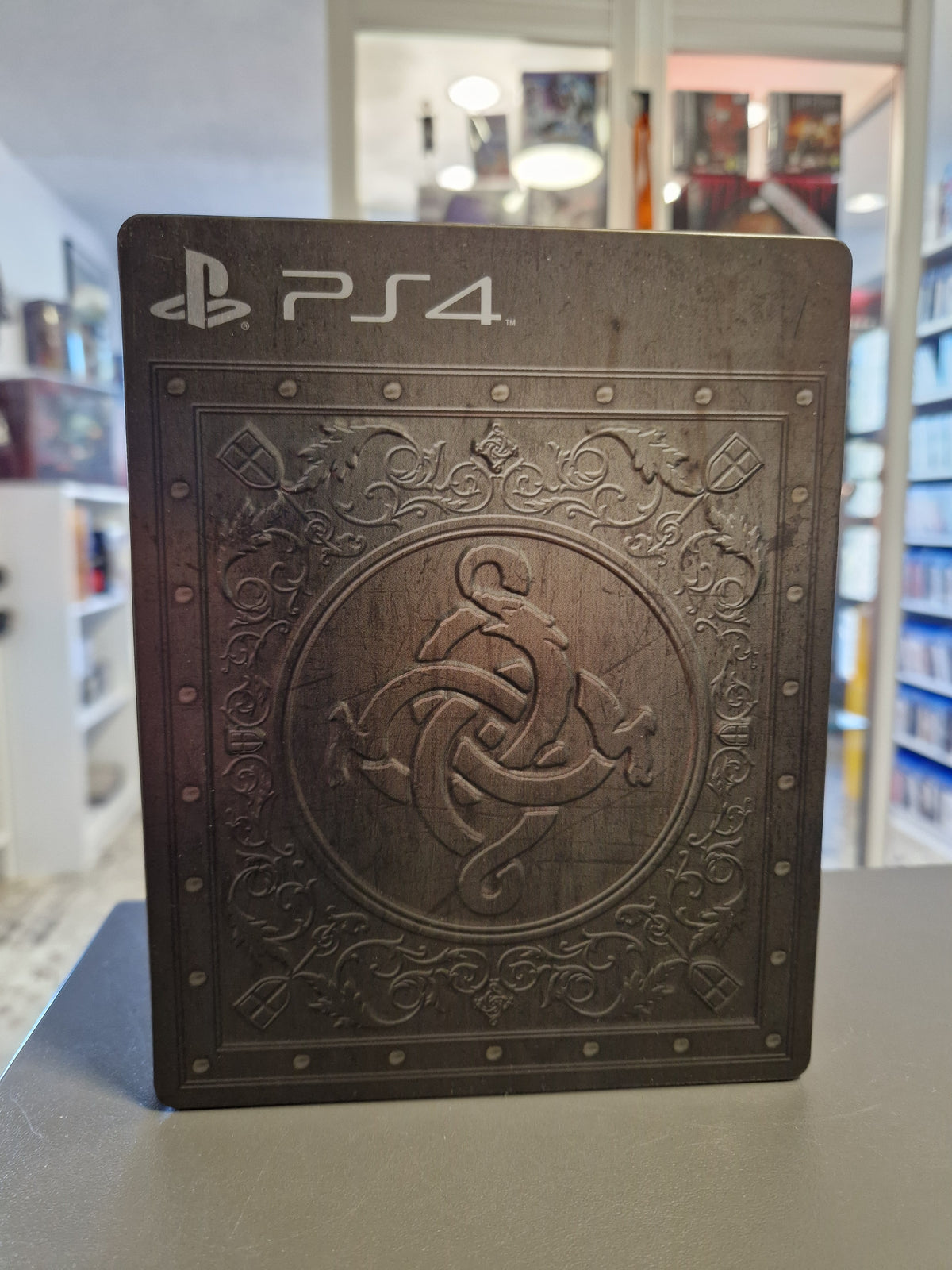 Vorderseite des edlen Metallcases / SteelBooks von The Order 1886 für PS4.