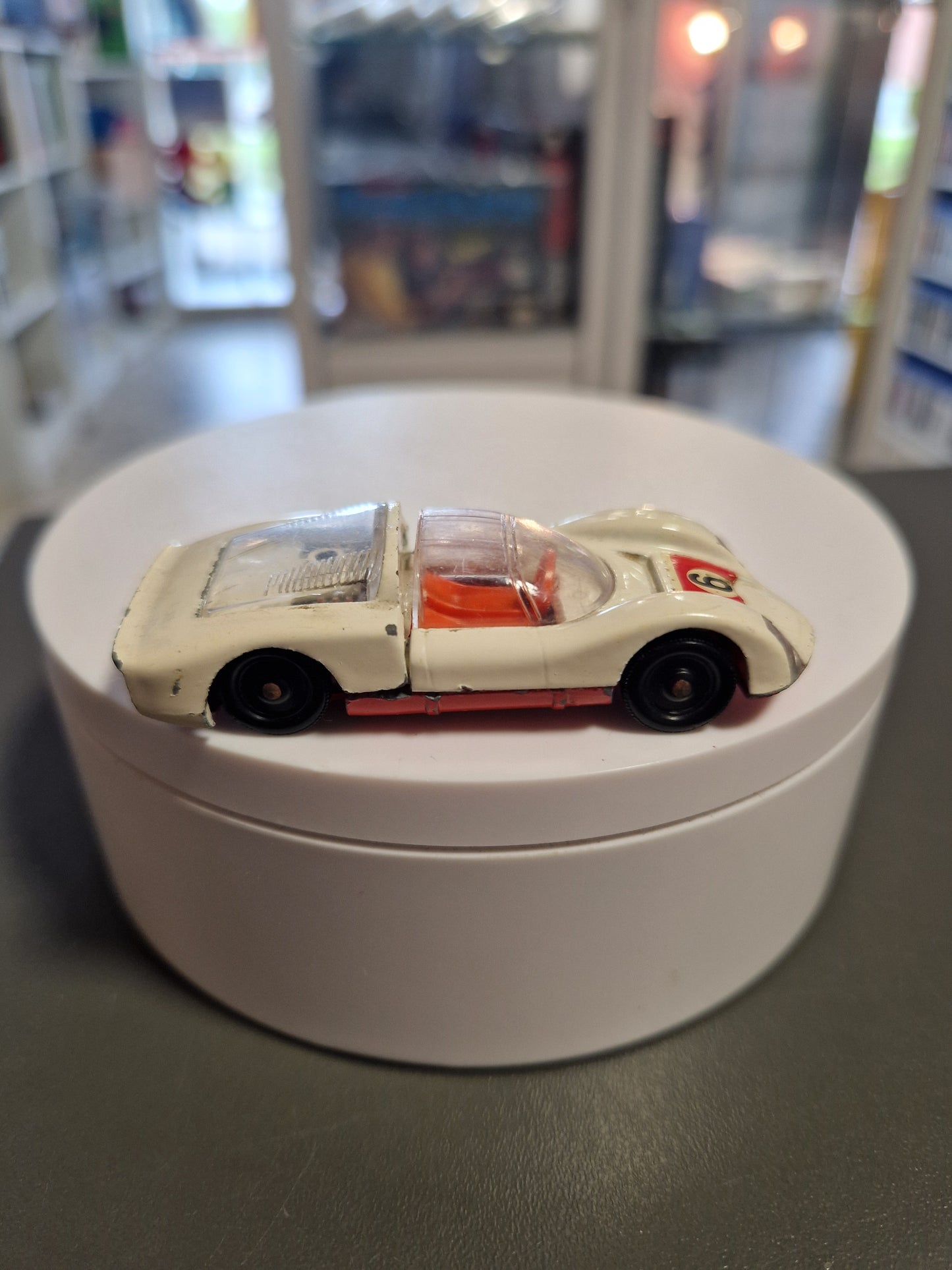 Siku V 285 Porsche Carrera 906 – Vintage Modellauto Made in Germany – Weiß/Rot